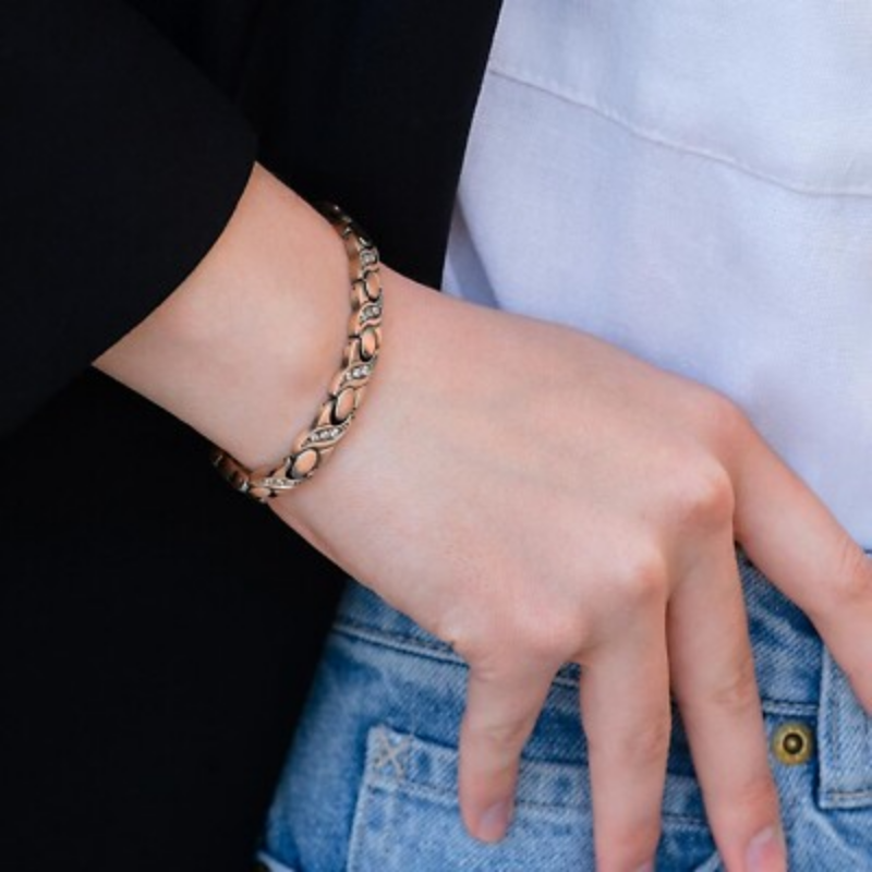 Czticle® MagnaCalm Copper Magnet Wellness Bracelet for Women
